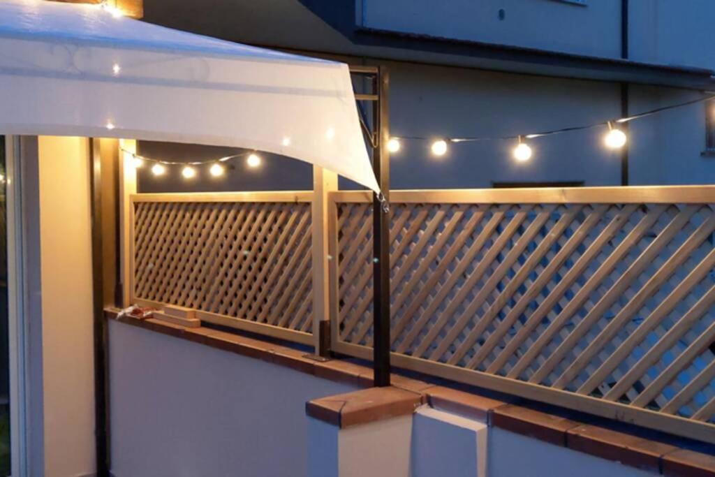 Appartamento Fronte Mare Con Parcheggio Privato ペスカーラ エクステリア 写真