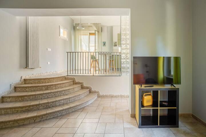 Appartamento Fronte Mare Con Parcheggio Privato ペスカーラ エクステリア 写真