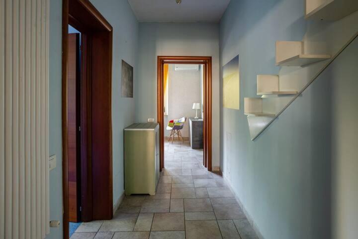 Appartamento Fronte Mare Con Parcheggio Privato ペスカーラ エクステリア 写真